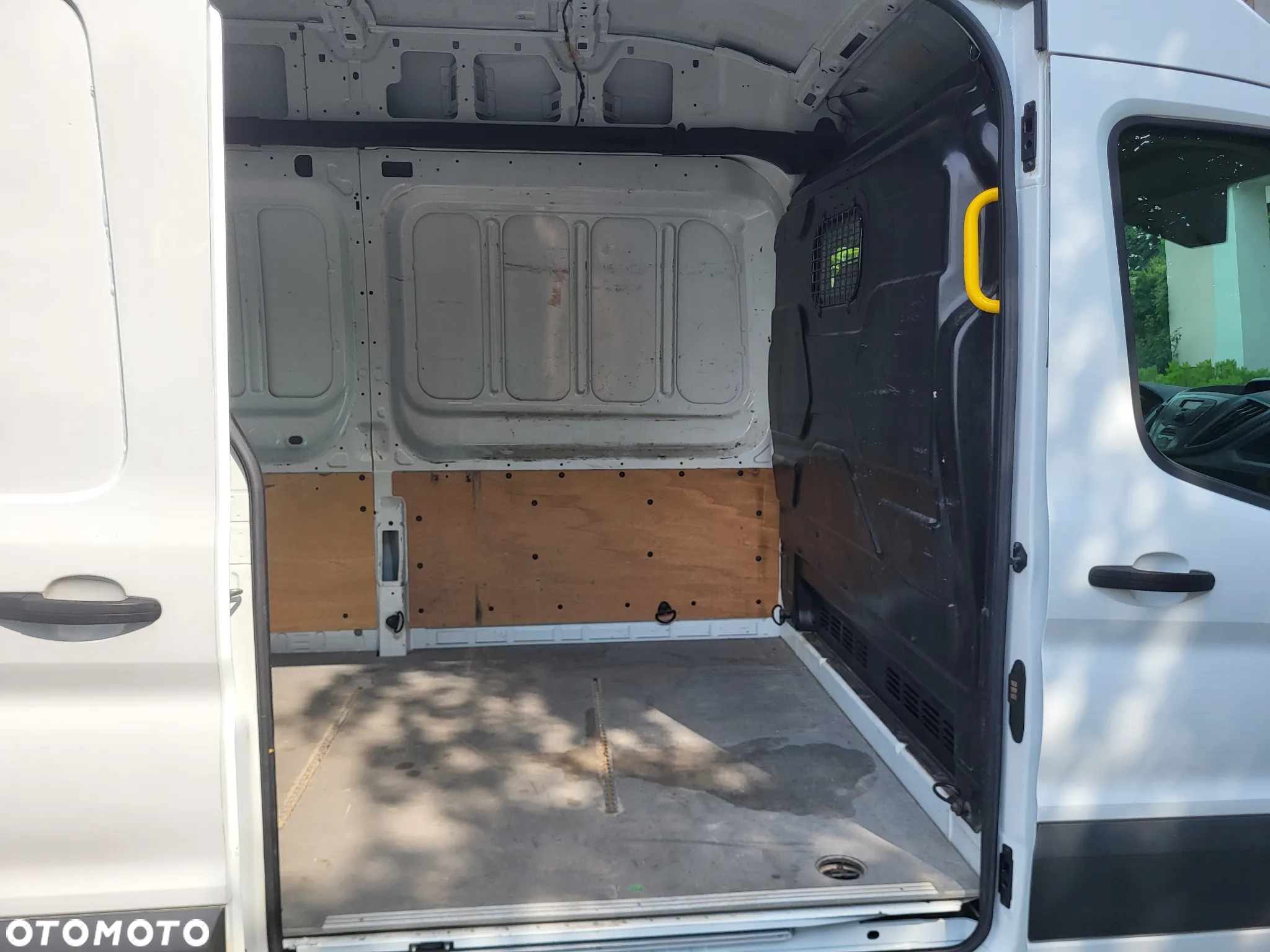 Ford Transit - 18