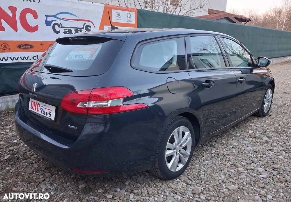 Peugeot 308 1.6 HDI FAP Access - 11