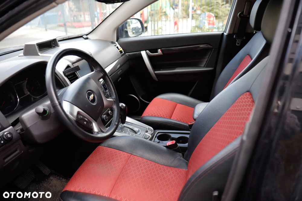 Chevrolet Captiva - 23
