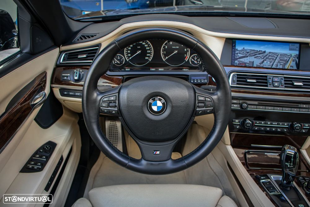 BMW 760 i - 14