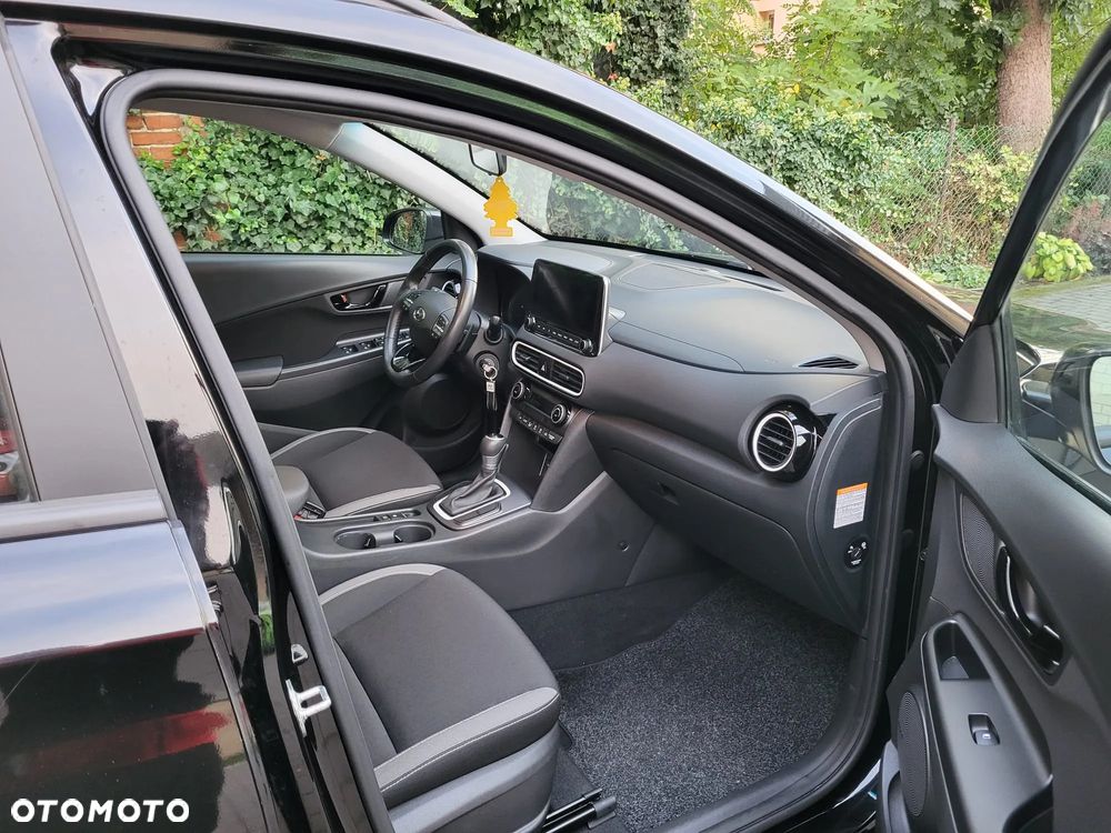 Hyundai Kona 1.6 GDI Hybrid Comfort DCT - 11