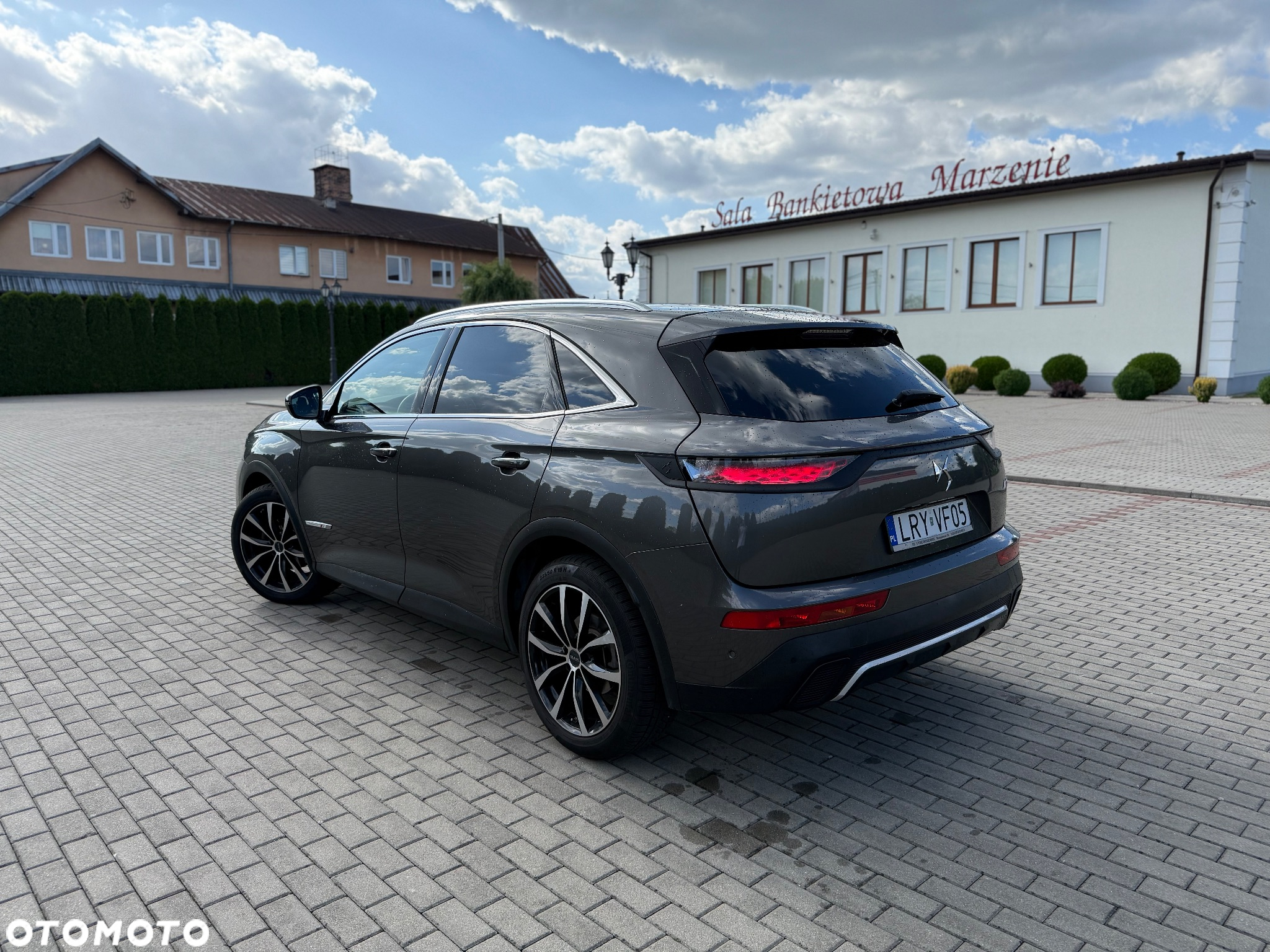 DS Automobiles DS 7 Crossback - 11