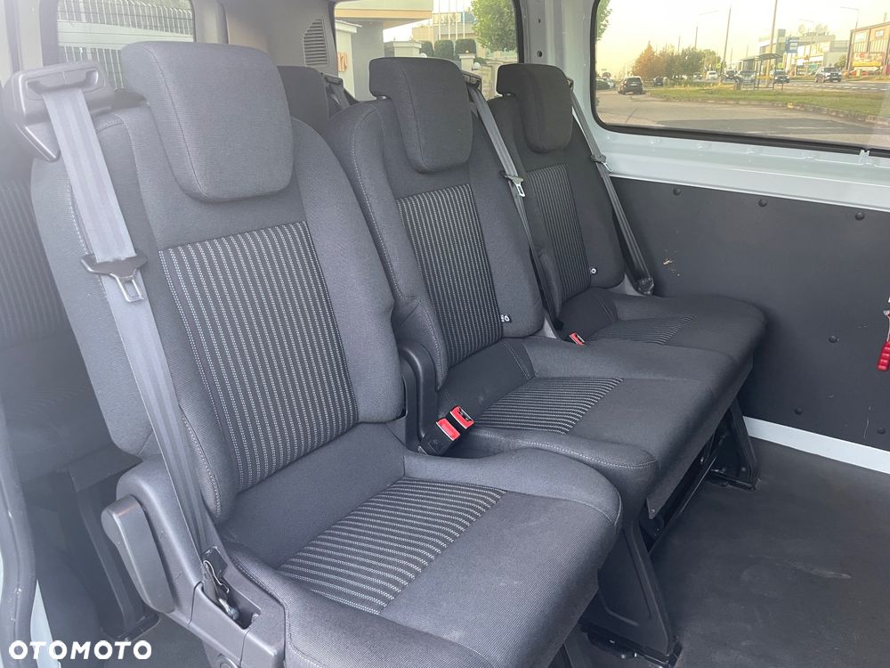 Ford Transit Custom - 12