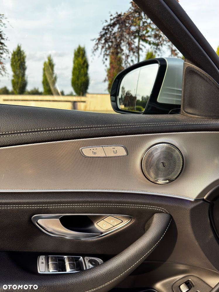 Mercedes-Benz Klasa E - 18