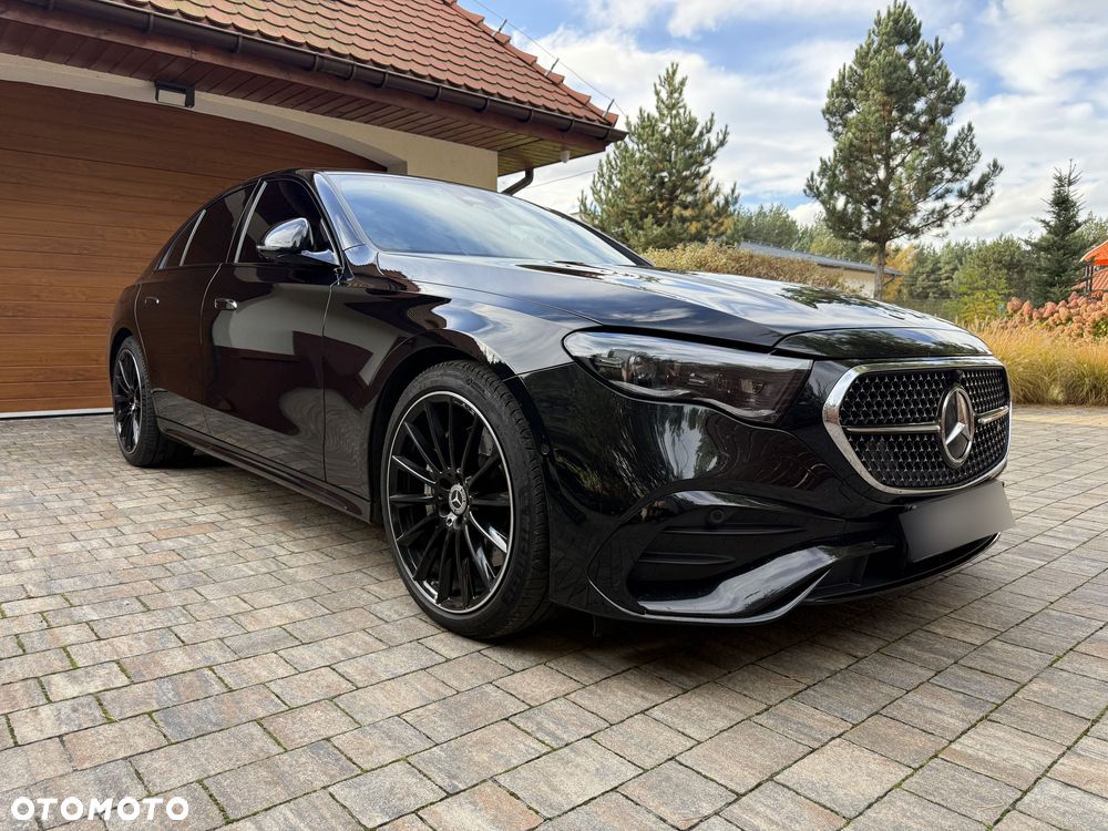 Mercedes-Benz E-Class 2024 photo 5