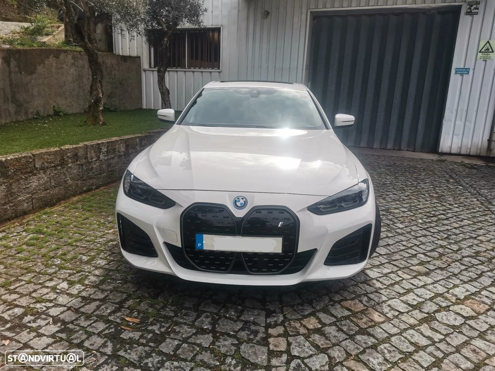 BMW i4 eDrive40 Pack Desportivo M - 3