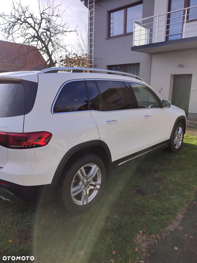 Mercedes-Benz GLB 250 4-Matic 8G-DCT - 6