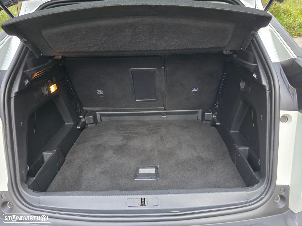 Peugeot 3008 1.5 BlueHDi Active Pack - 53