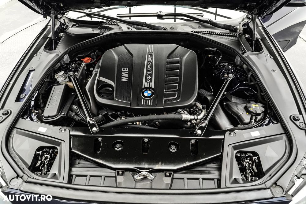BMW Seria 5 530d AT - 29