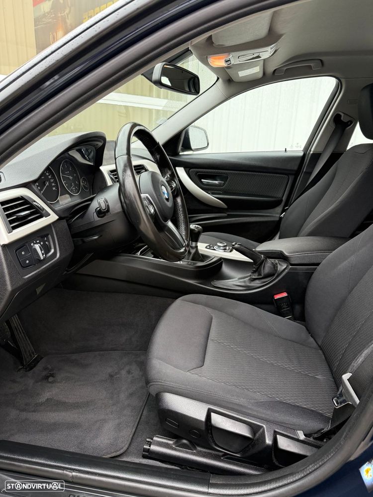 BMW 318 d Touring Line Sport - 5