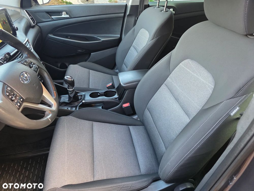 Hyundai Tucson blue 1.6 CRDi 2WD Style - 31