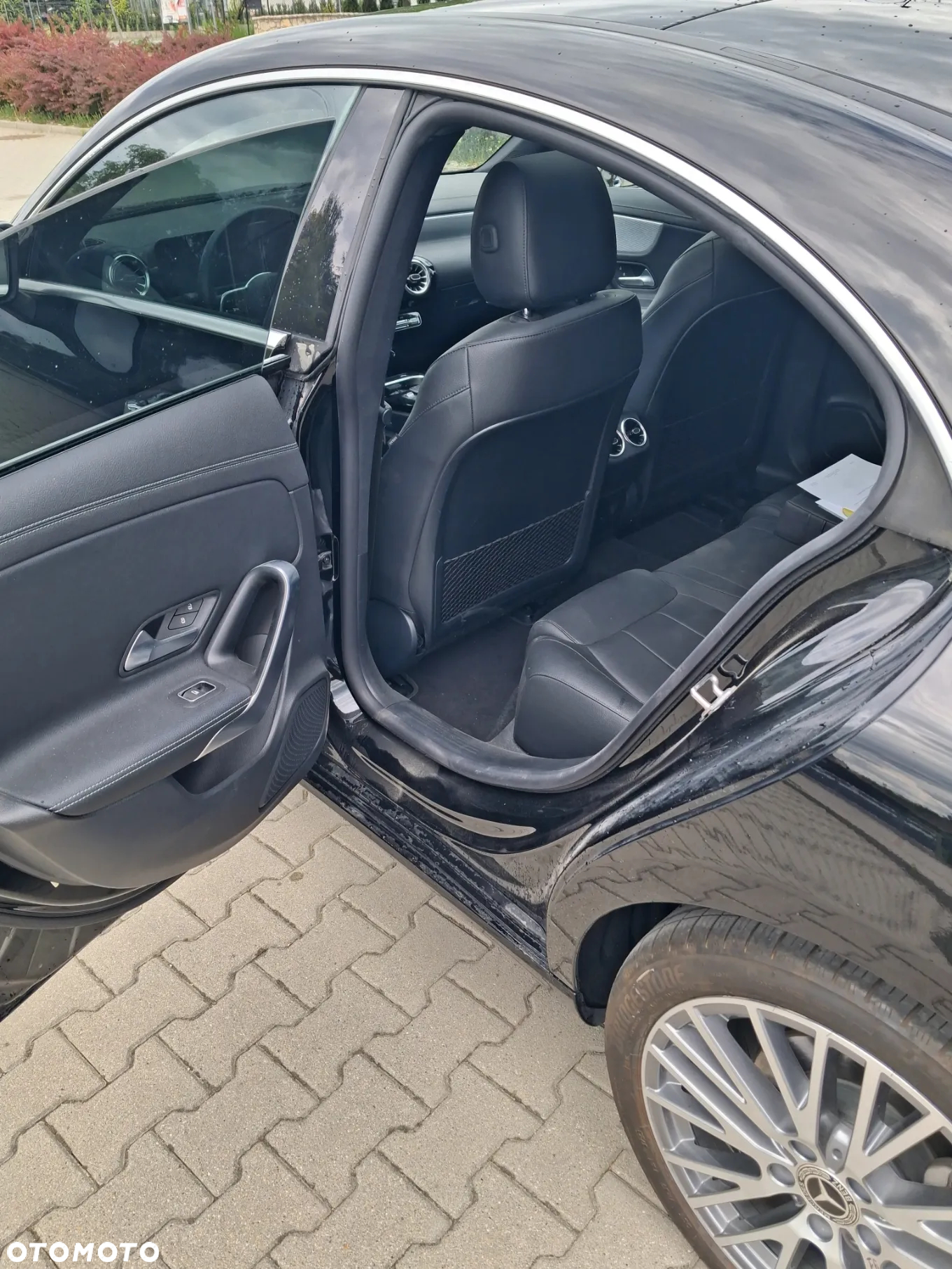Mercedes-Benz CLA 250 Edition 1 7G-DCT - 25