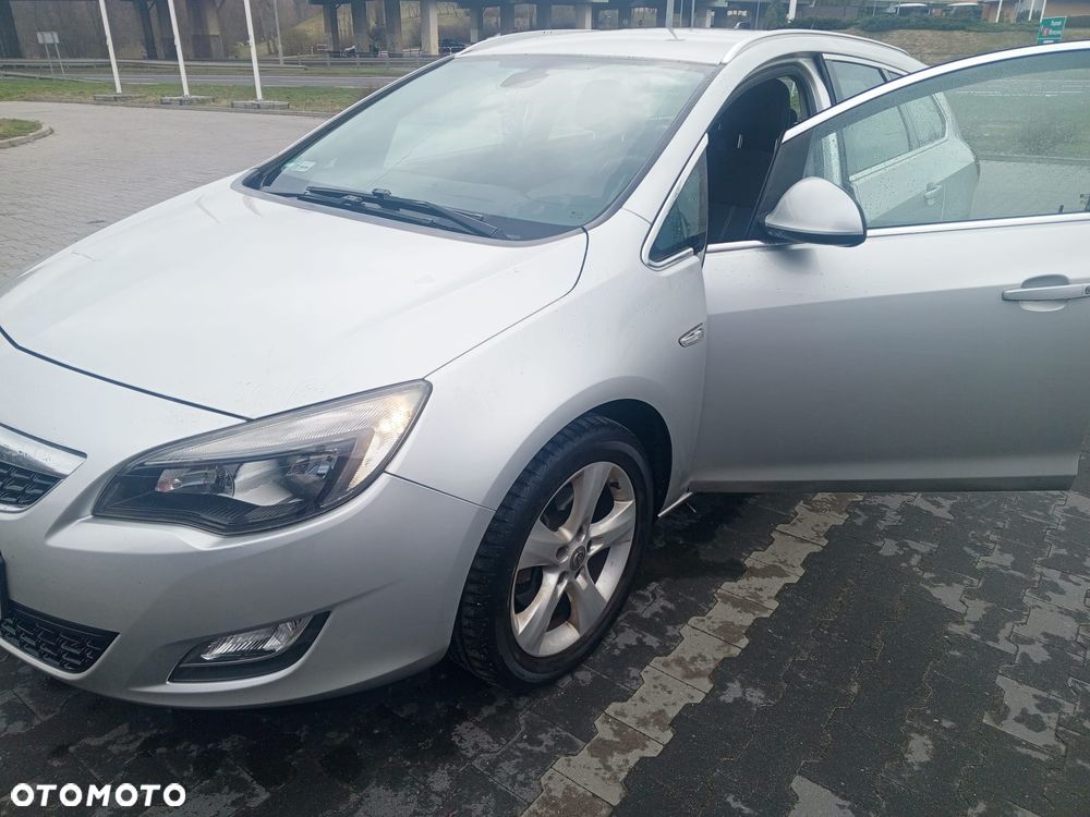 Opel Astra 2.0 CDTI Sport - 2