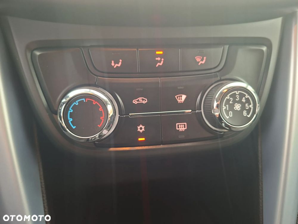 Opel Zafira - 16