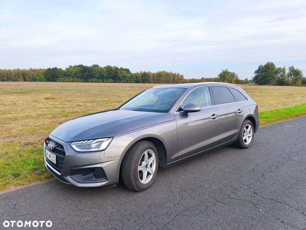 Audi A4 Avant 2021 photo 3