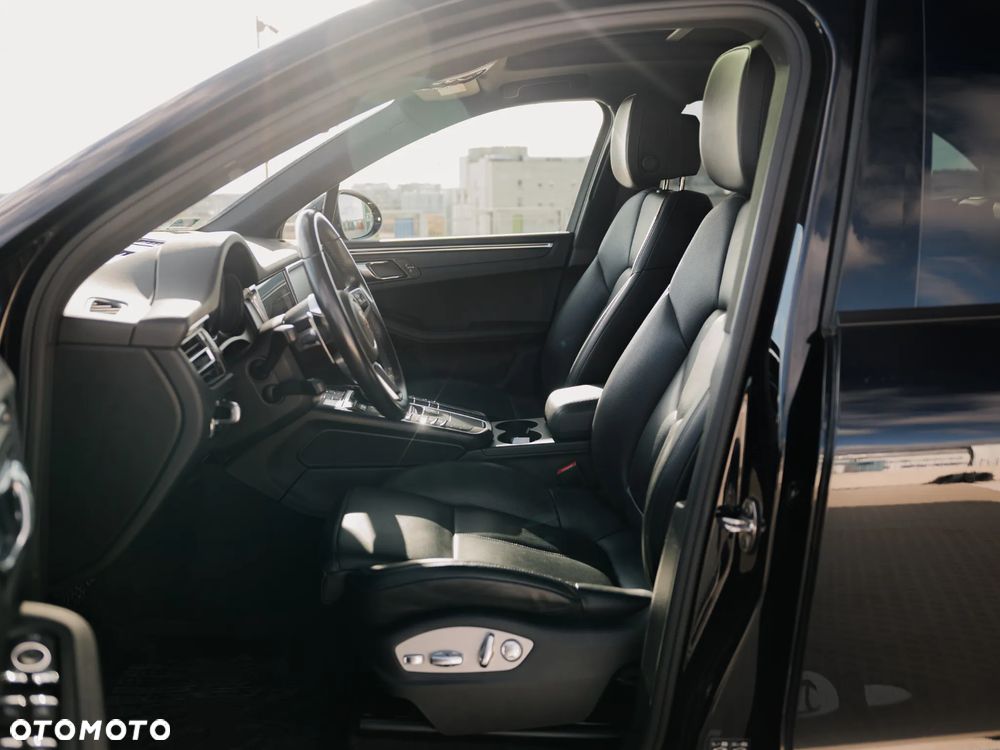 Porsche Macan - 10