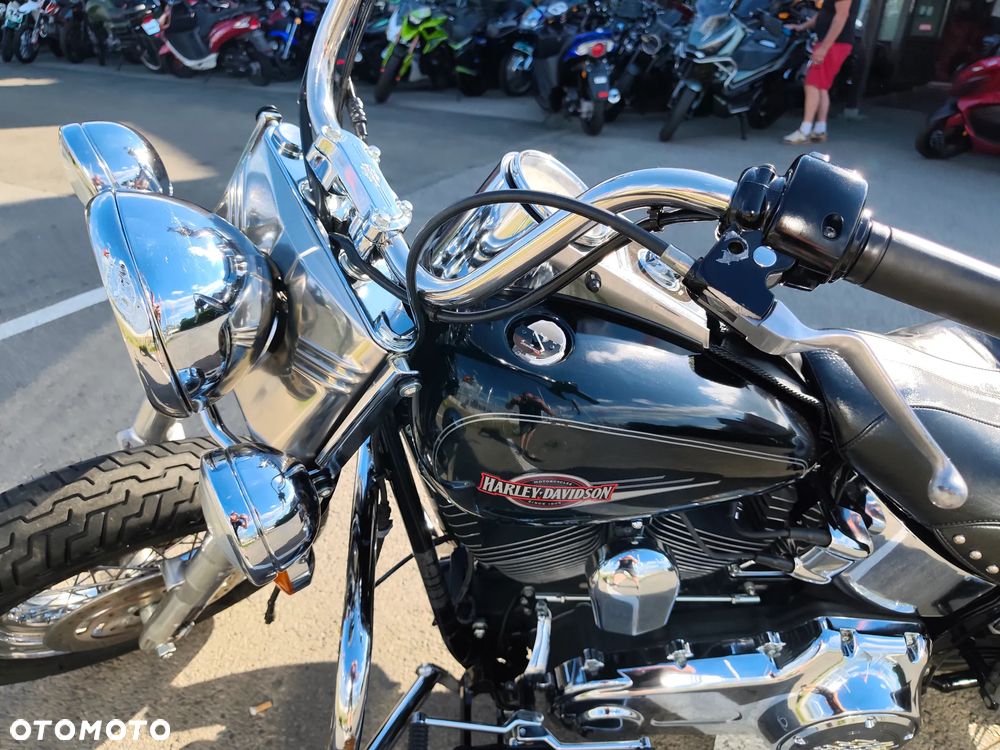 Harley-Davidson Softail Heritage Classic - 34