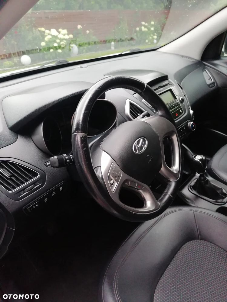 Hyundai ix35 1.7 CRDi Premium 2WD - 12