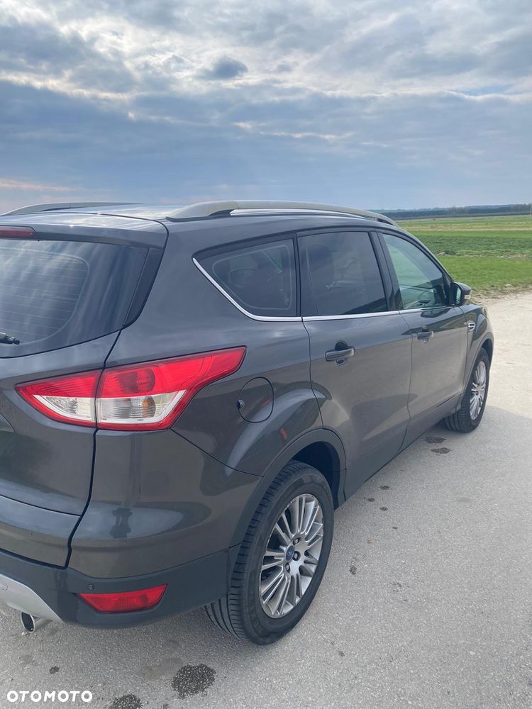 Ford Kuga - 4