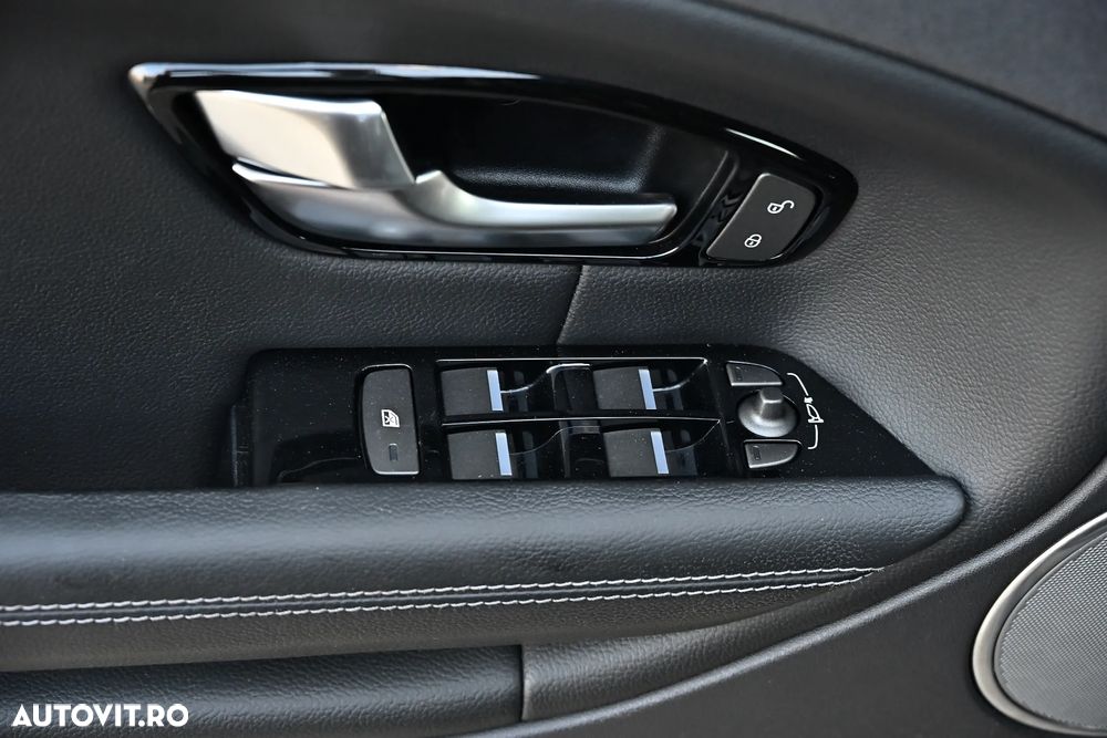 Land Rover Range Rover Evoque 2.0 D150 R-Dynamic SE - 18