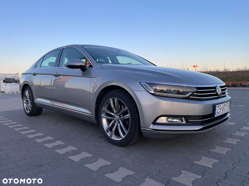 Volkswagen Passat 1.8 TSI BMT Highline - 1