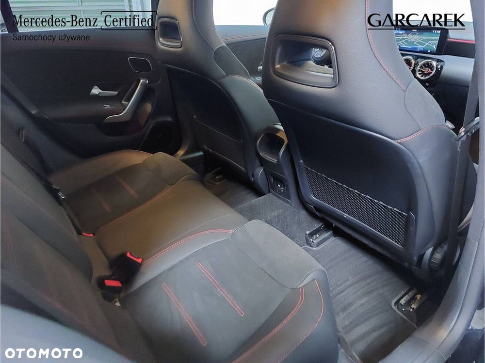 Mercedes-Benz CLA - 19