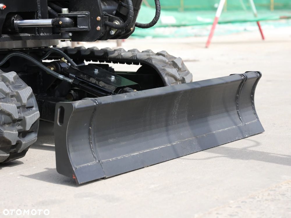 Inny Minikoparka Sylcar 25 - 13