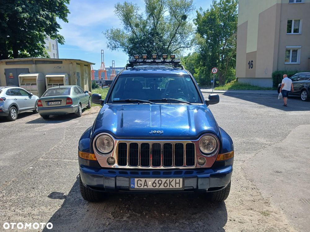 Jeep Cherokee - 3