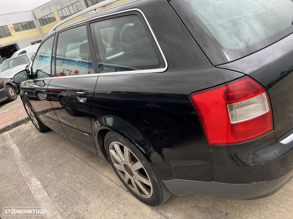 Audi A4 ano 2002 1.9 Tdi 130cv para pecas - 2