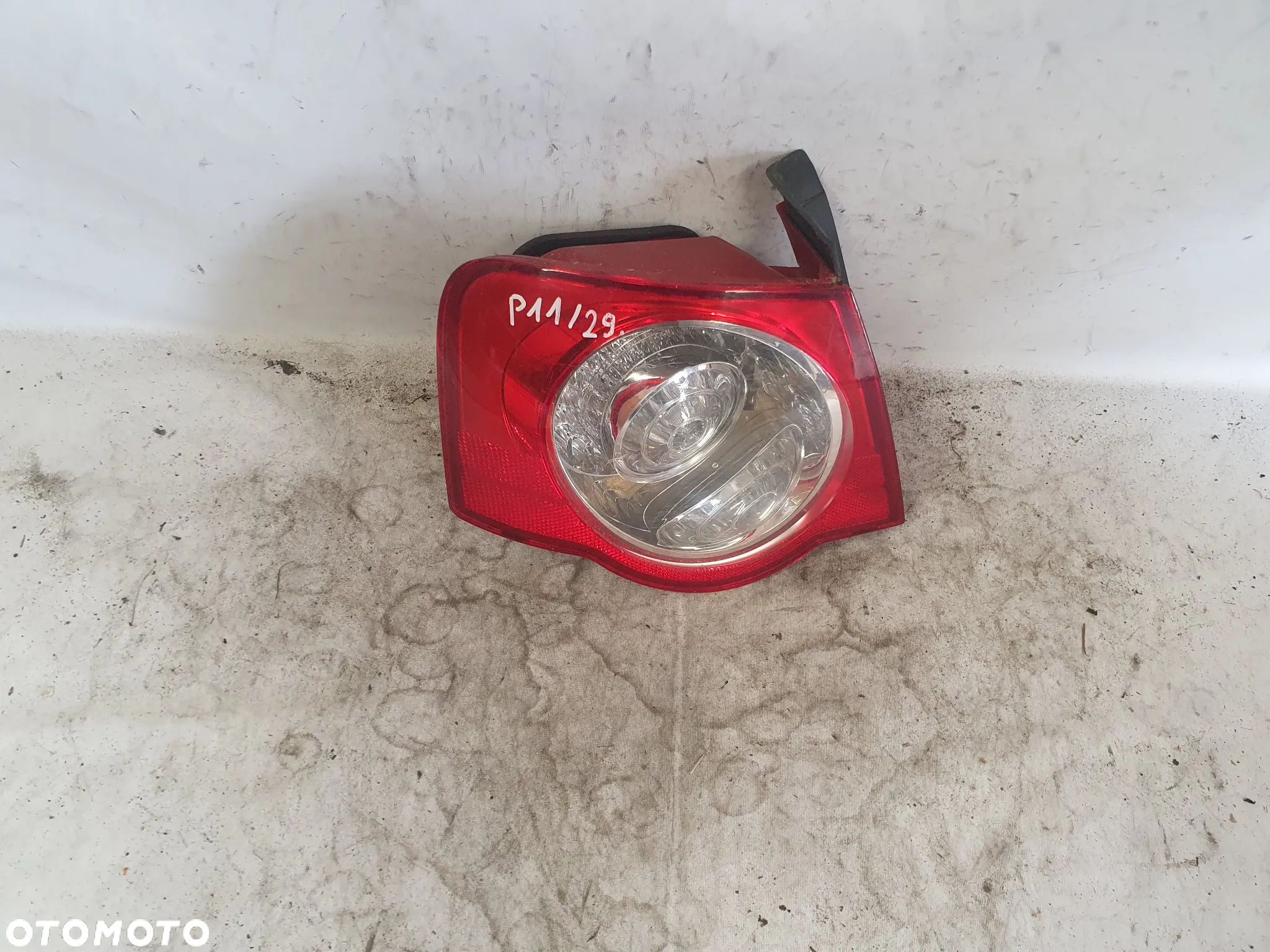 * LAMPA TYLNA PRAWA TYŁ PRAWO VOLKSWAGEN PASSAT B6 LED SEDAN - 4