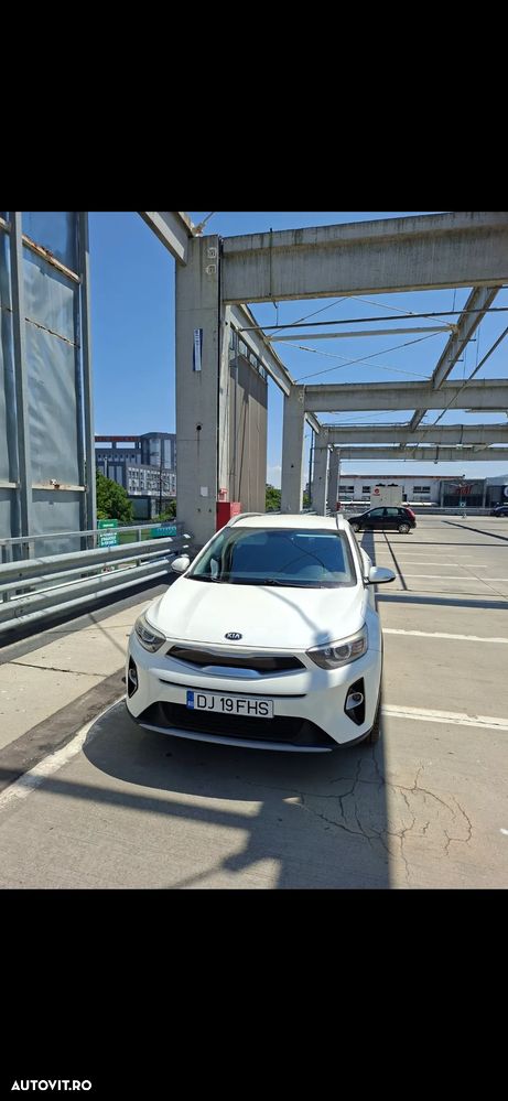 Kia Stonic 1.6 DSL HP Urban - 1