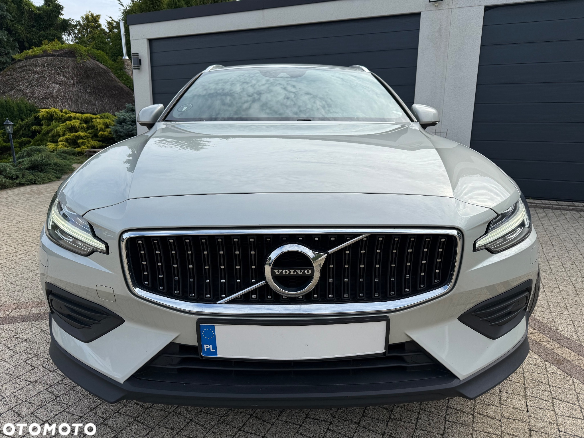 Volvo V60 Cross Country D4 AWD Geartronic Pro - 2