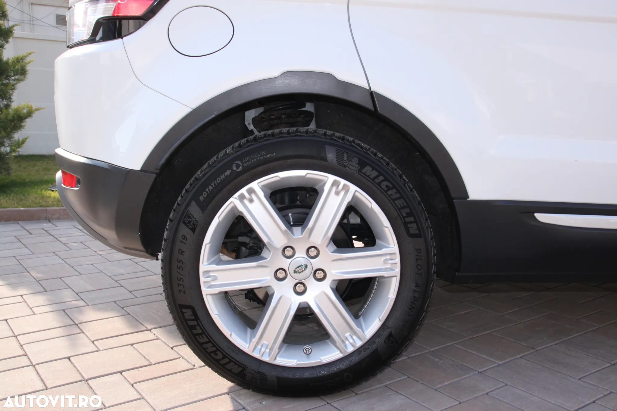 Land Rover Range Rover Evoque 2.2 TD4 Pure Tech - 33