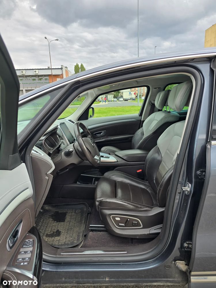 Renault Espace 1.6 dCi Energy Initiale Paris EDC 7os - 12