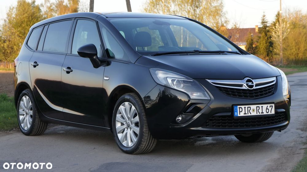 Opel Zafira - 1