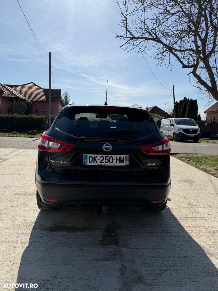 Nissan Qashqai 1.6 DCI Xtronic TEKNA - 4
