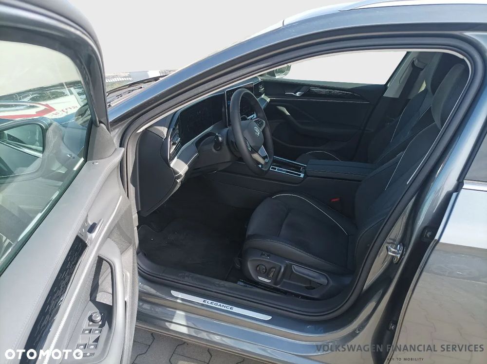 Volkswagen Passat - 5