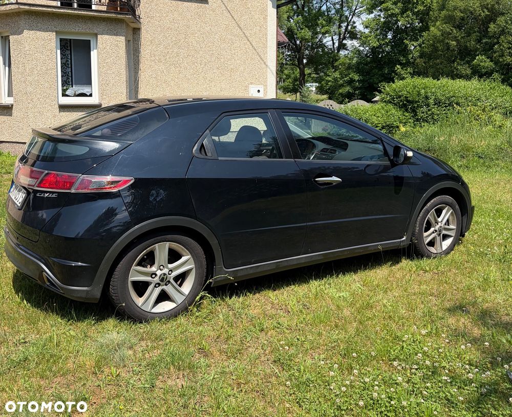 Honda Civic 1.4 i-VTEC - 6
