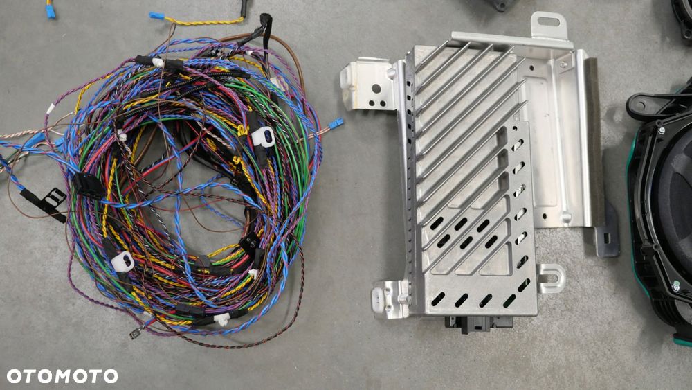 bmw g30 zestaw audio harman kardon – komplet głośników + wzmacniacz oe - 3