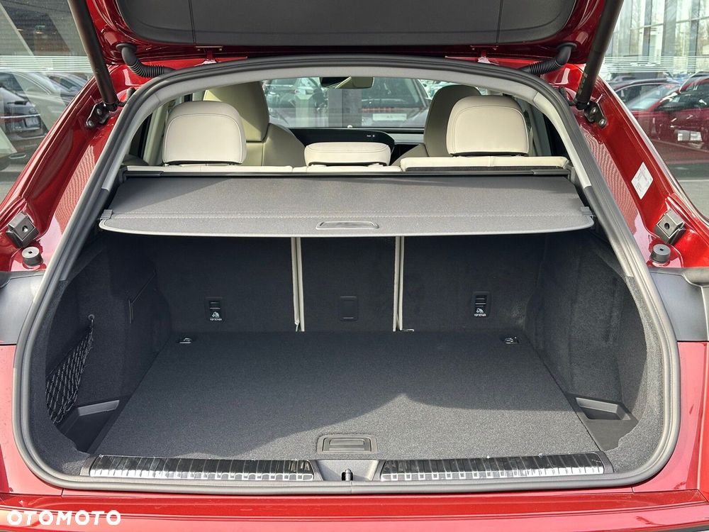 Audi Q5 Sportback - 9