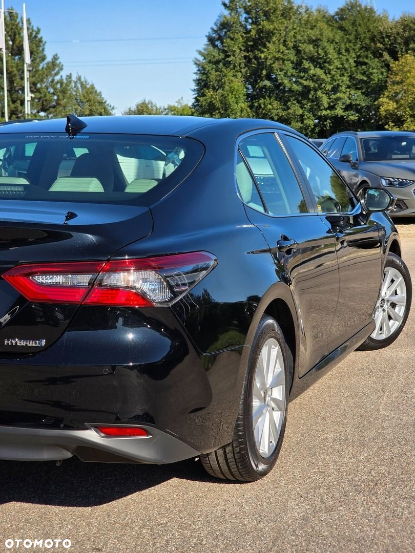 Toyota Camry 2.5 Hybrid Comfort CVT - 8