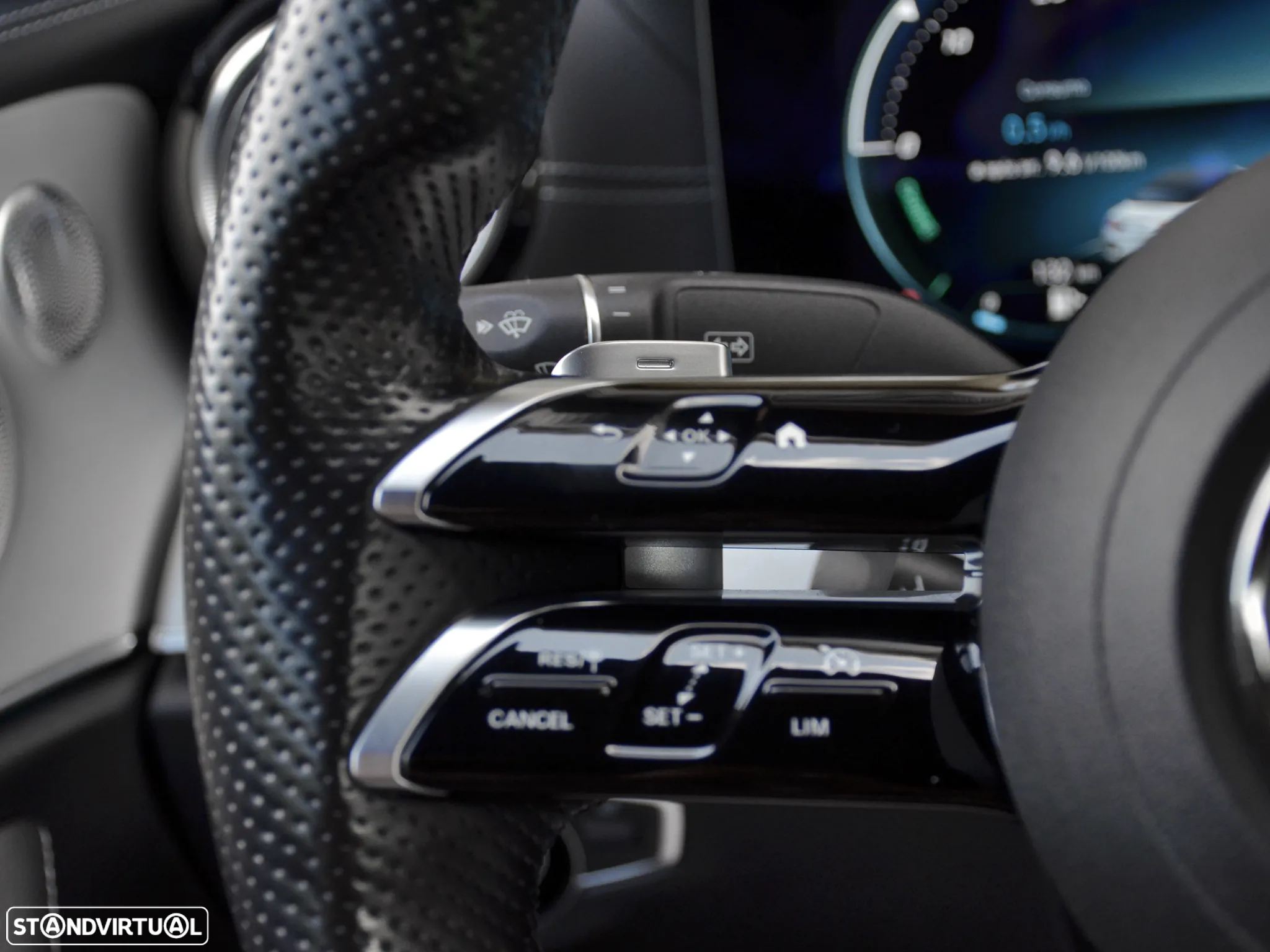 Mercedes-Benz E 220 d AMG Line Aut. - 34