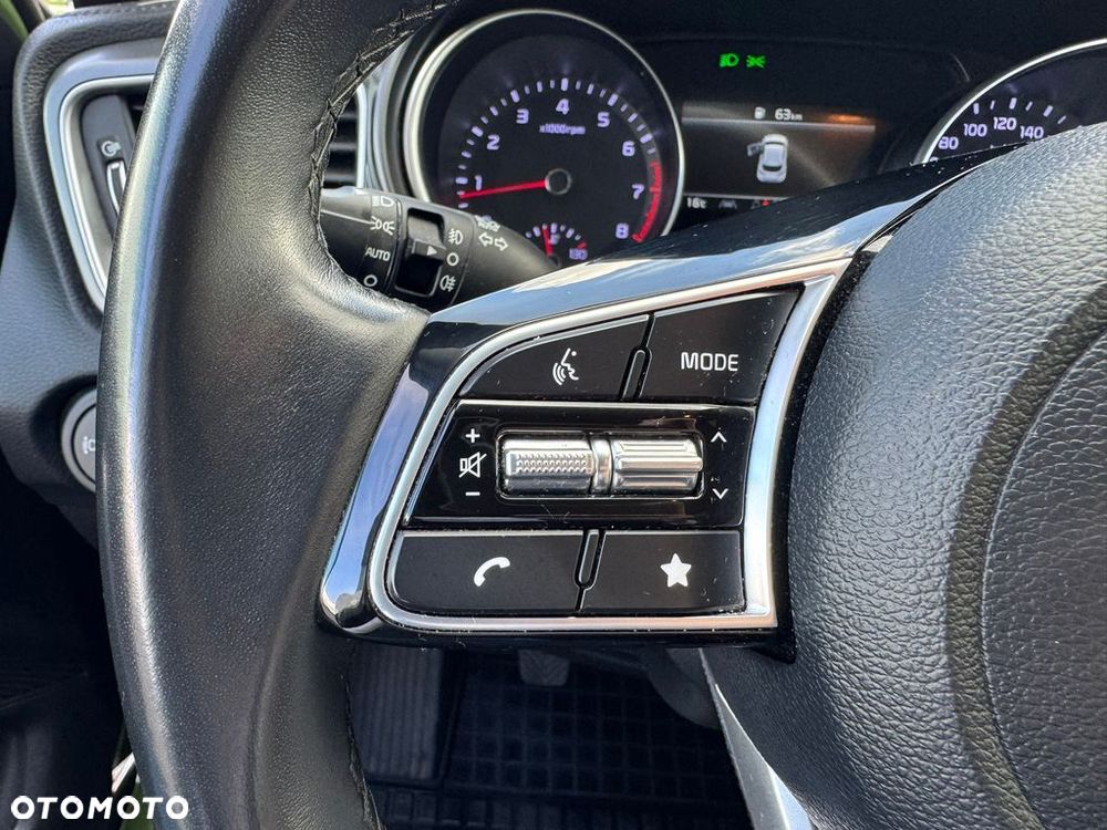 Kia XCeed 1.5 T-GDI M - 16