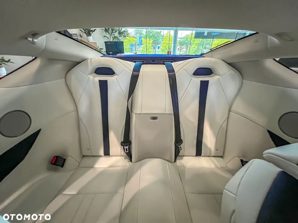 Lexus LC 500 Superturismo - 17