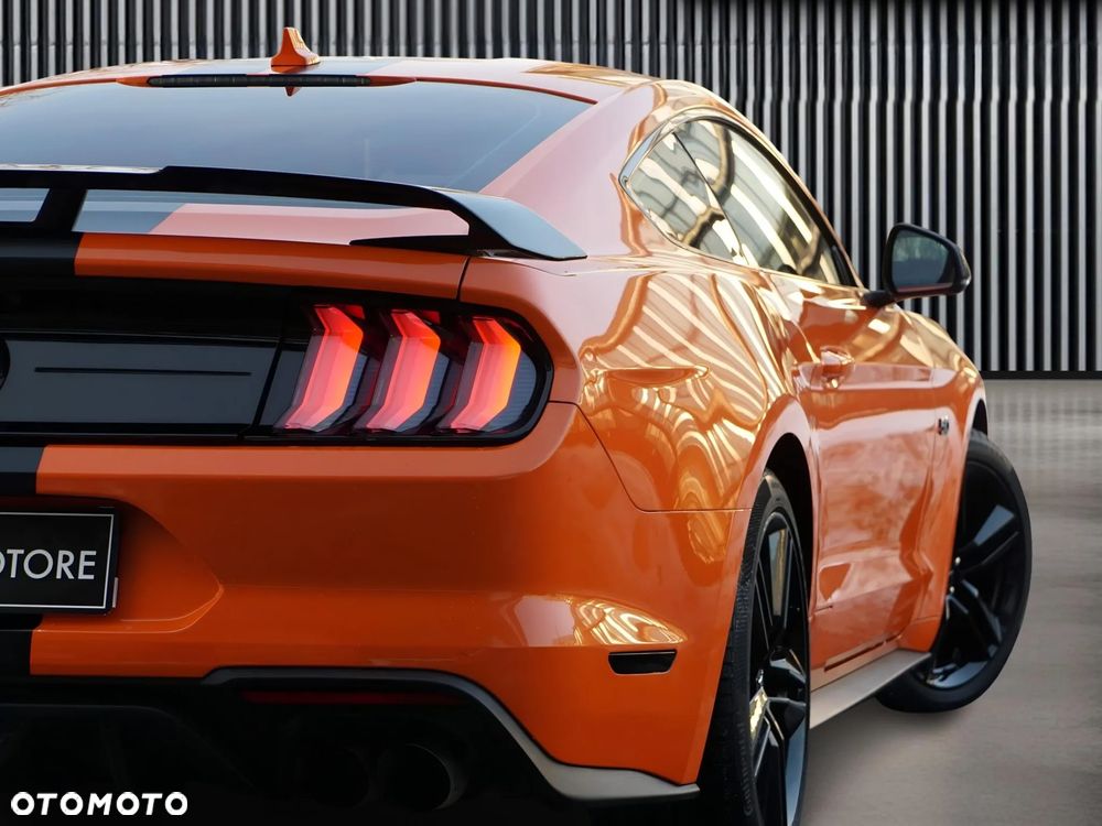 Ford Mustang 5.0 V8 GT - 10