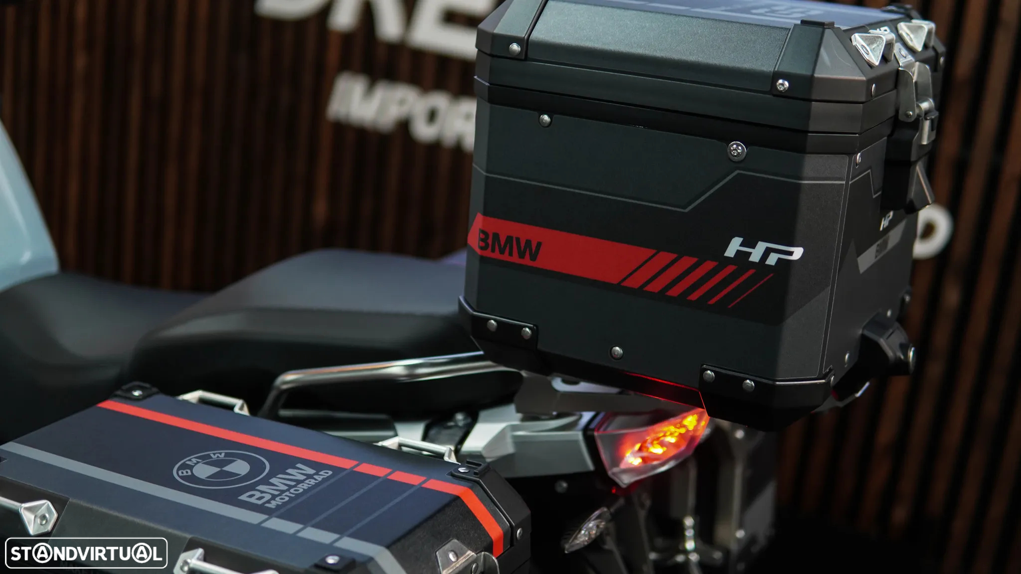 BMW R 1250 GS Adventure C/ AKRAPOVIC COMPLETO - 22