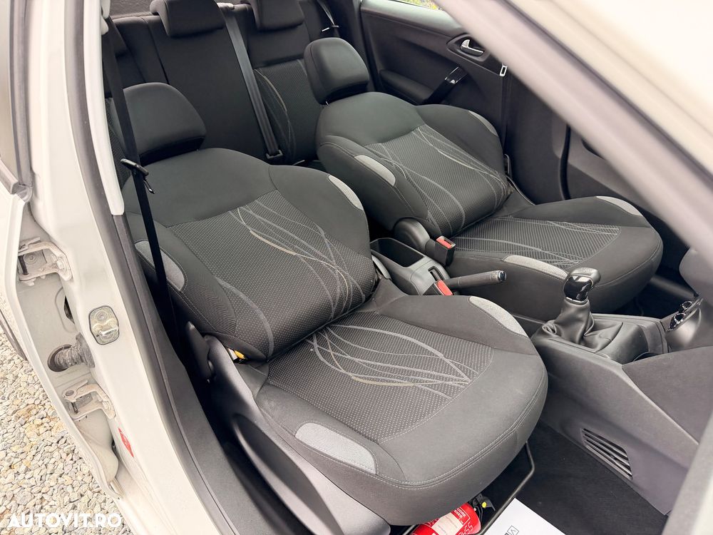 Peugeot 208 PureTech 82 Start & Stop Style - 8