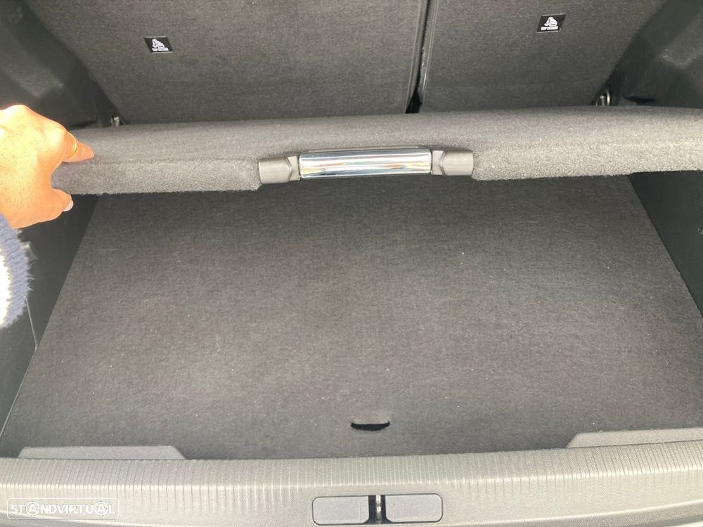 Peugeot 2008 1.2 PureTech Allure Pack - 28
