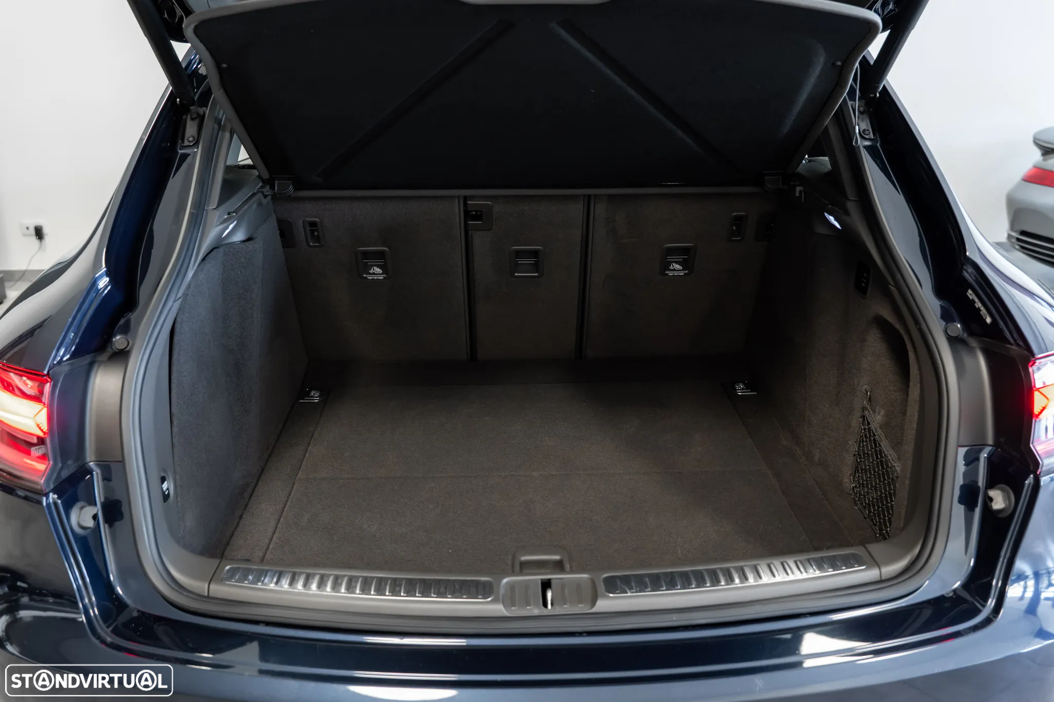 Porsche Macan Standard - 36