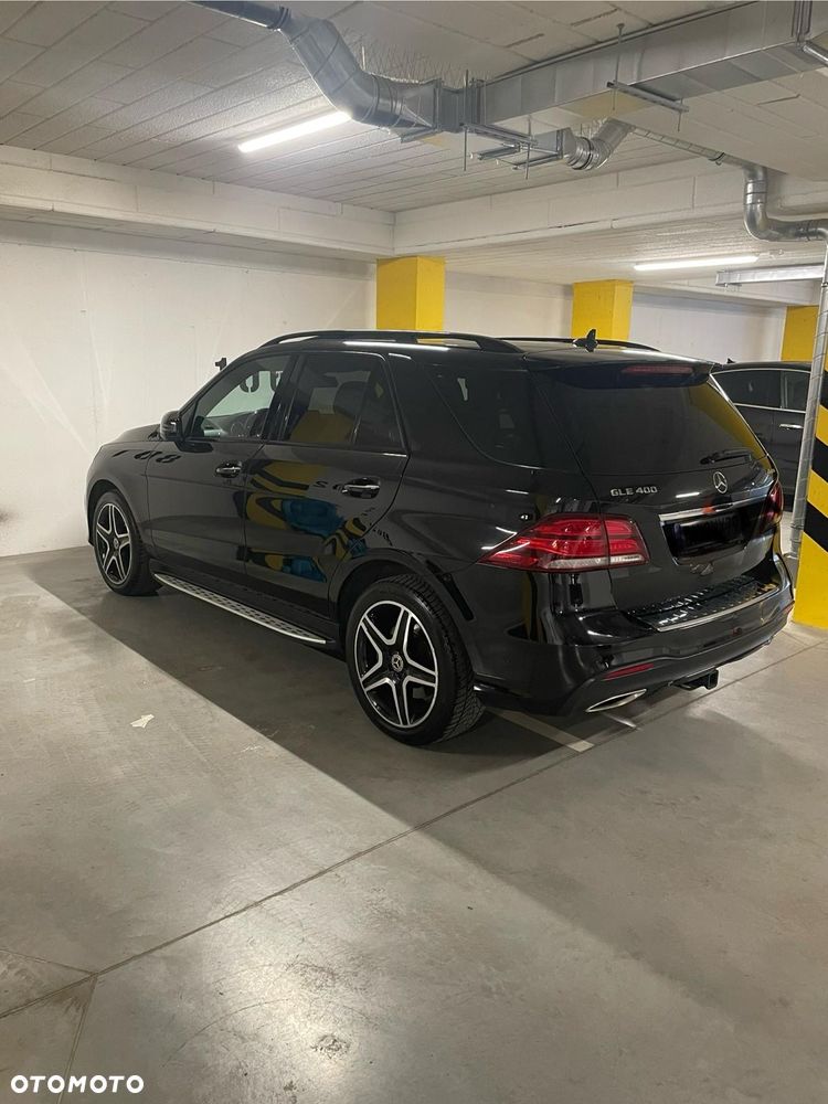 Mercedes-Benz GLE 400 4-Matic 9G-TRONIC - 3